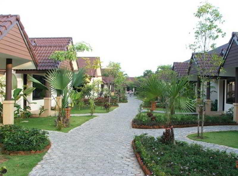 Laluna Hotel And Resort, Chiang Rai Bagian luar foto